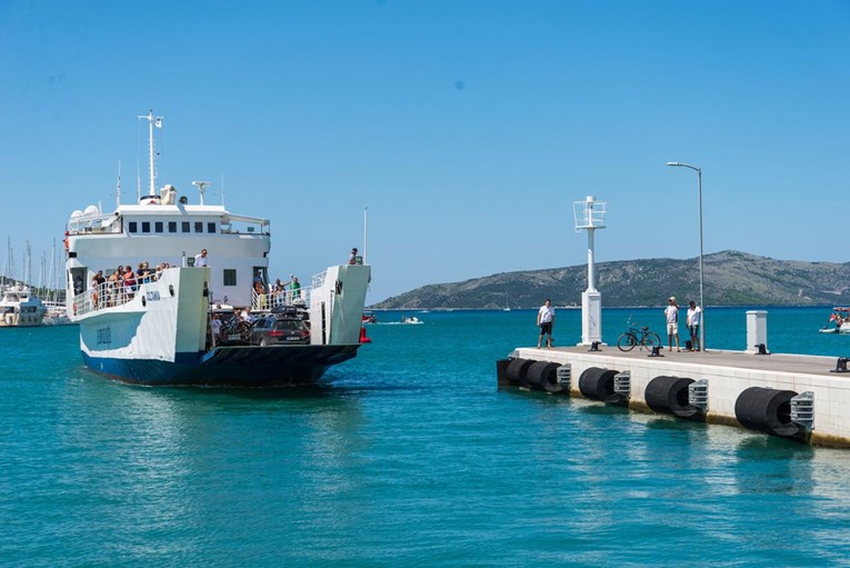 Otvoreno novo trajektno pristanište u Trogiru