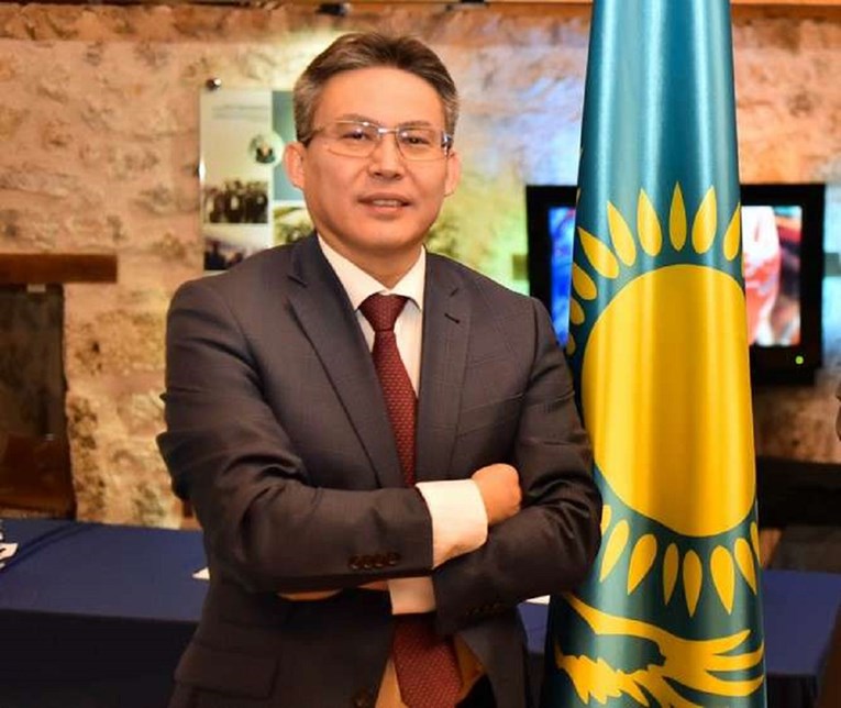 Veleposlanik Kazahstana komentirao izbore u Kazahstanu