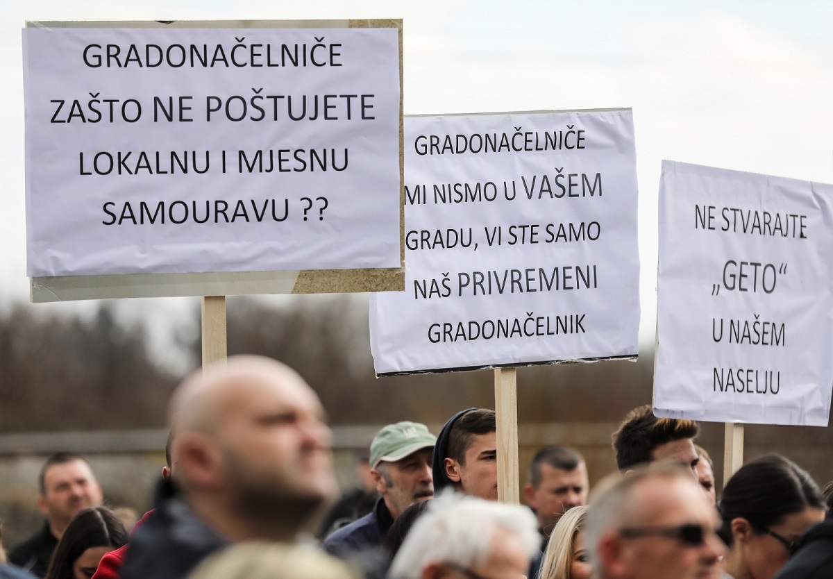 Prosvjed u Zagrebu zbog useljavanja romskih obitelji