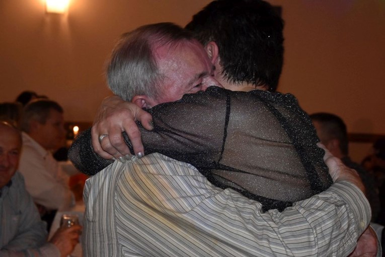 67-godišnji Antun na dočeku u Orahovici zaprosio svoju Katicu
