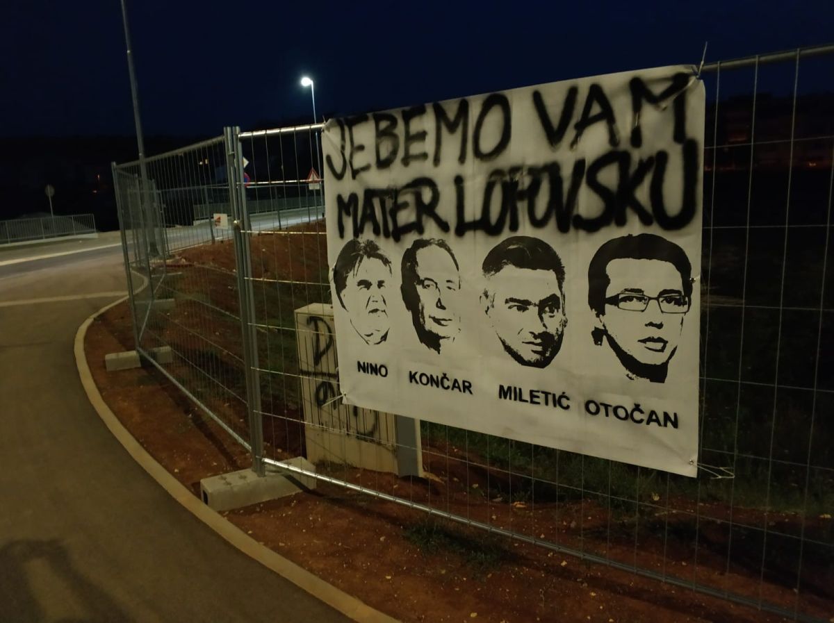 "IDS mafijo": Pogledajte transparente koje su postavili radnici Uljanika u Puli