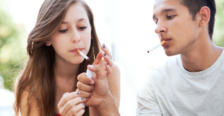 SAD podignuo dobnu granicu za kupnju cigareta i e-cigareta s 18 na 21