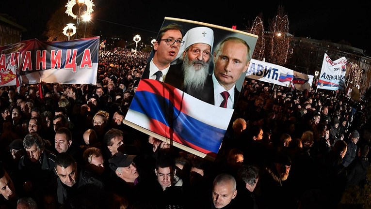 Čak se i Rusi rugaju Vučiću na ulizivanju Putinu