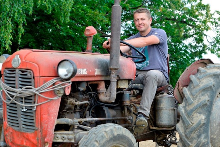 Ovo je 11 farmera koji traže srodnu dušu u novoj sezoni showa Ljubav je na selu