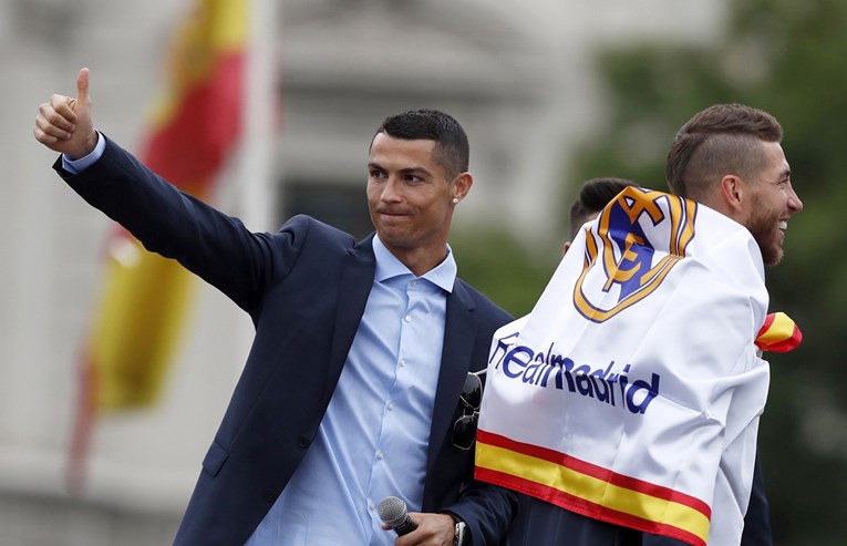 Pogledajte kako je Ramos ispratio Ronalda, a kako ga je u Torinu dočekao Dybala