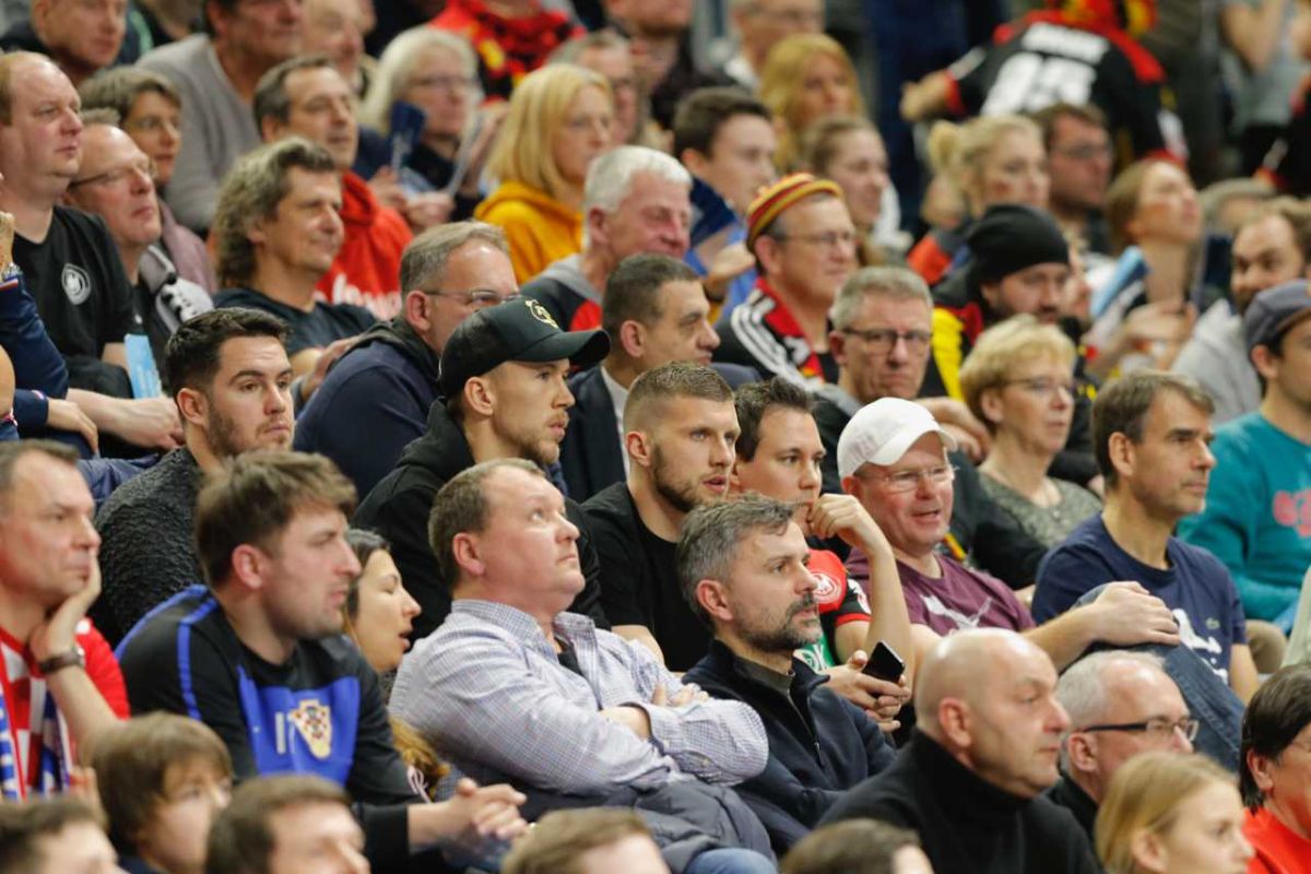 Rebić i Perišić navijali za Hrvatsku u Kölnu, ali nije pomoglo
