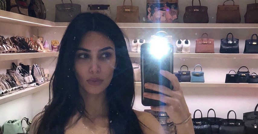 Kim Kardashian podigla temperaturu na Instagramu fotkom u oskudnom bikiniju