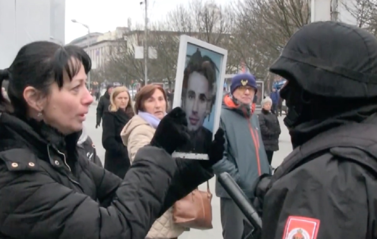VIDEO Potresno obraćanje Davidove majke: "Pogledaj moje dijete! Tko ga je ubio?"