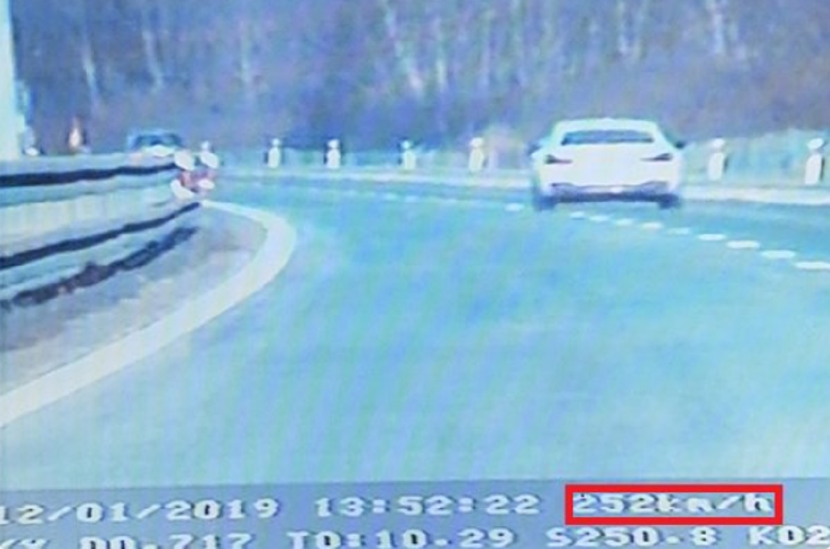 Hrvat u BMW-u jurio 250 km/h po autocesti. MUP ga snimio i uhvatio