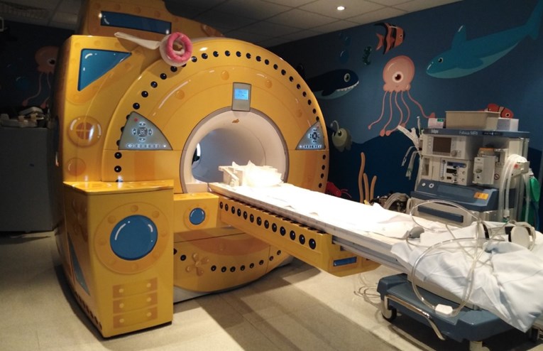 Uređaj za magnetnu u Klaićevoj pretvorili u podmornicu da djecu ne bude strah