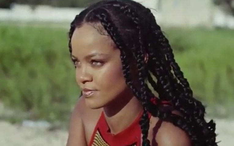 "Luda je za njim": Rihanna navodno sprema vjenčanje s dečkom milijarderom