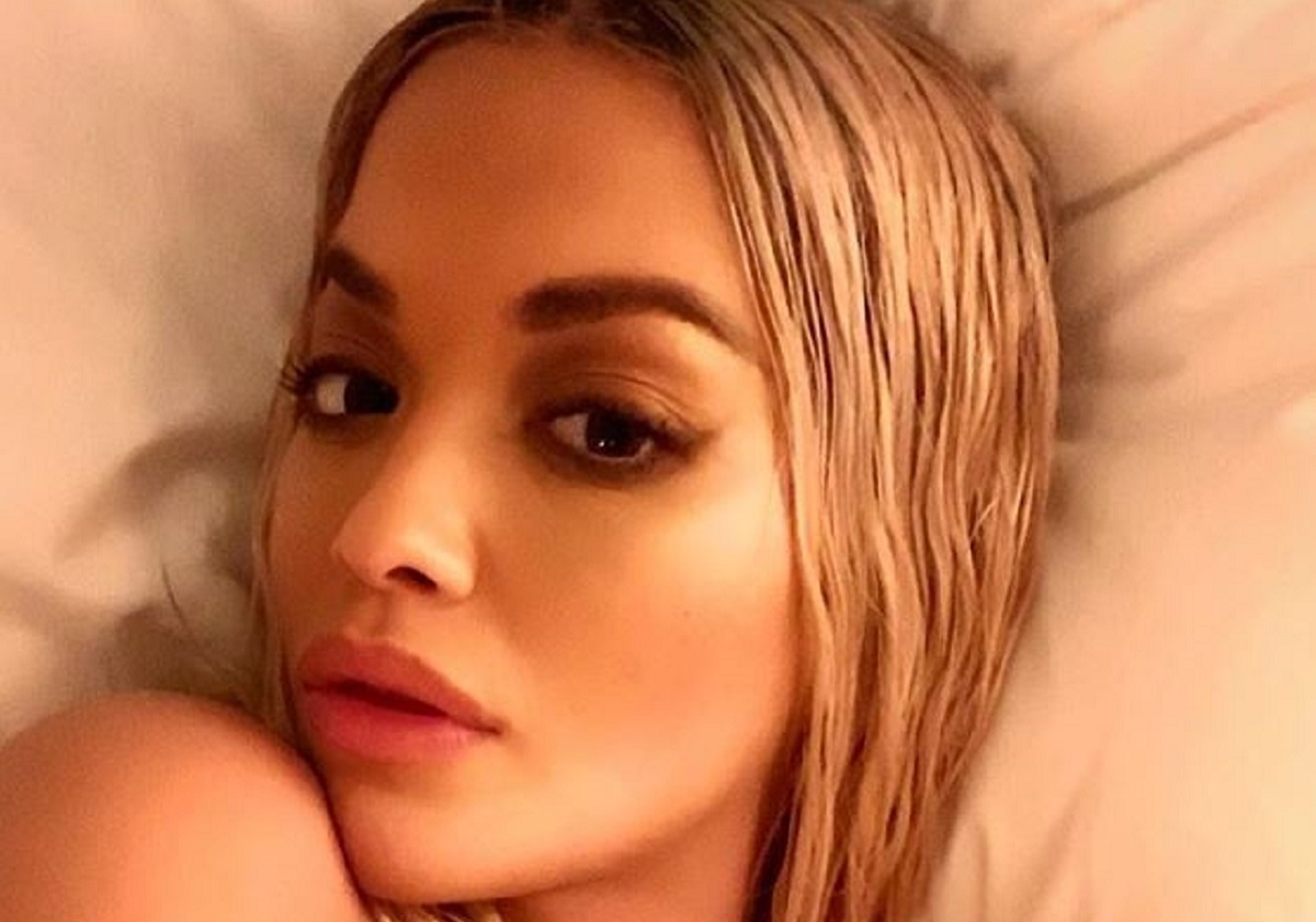 Rita Ora pozirala potpuno gola