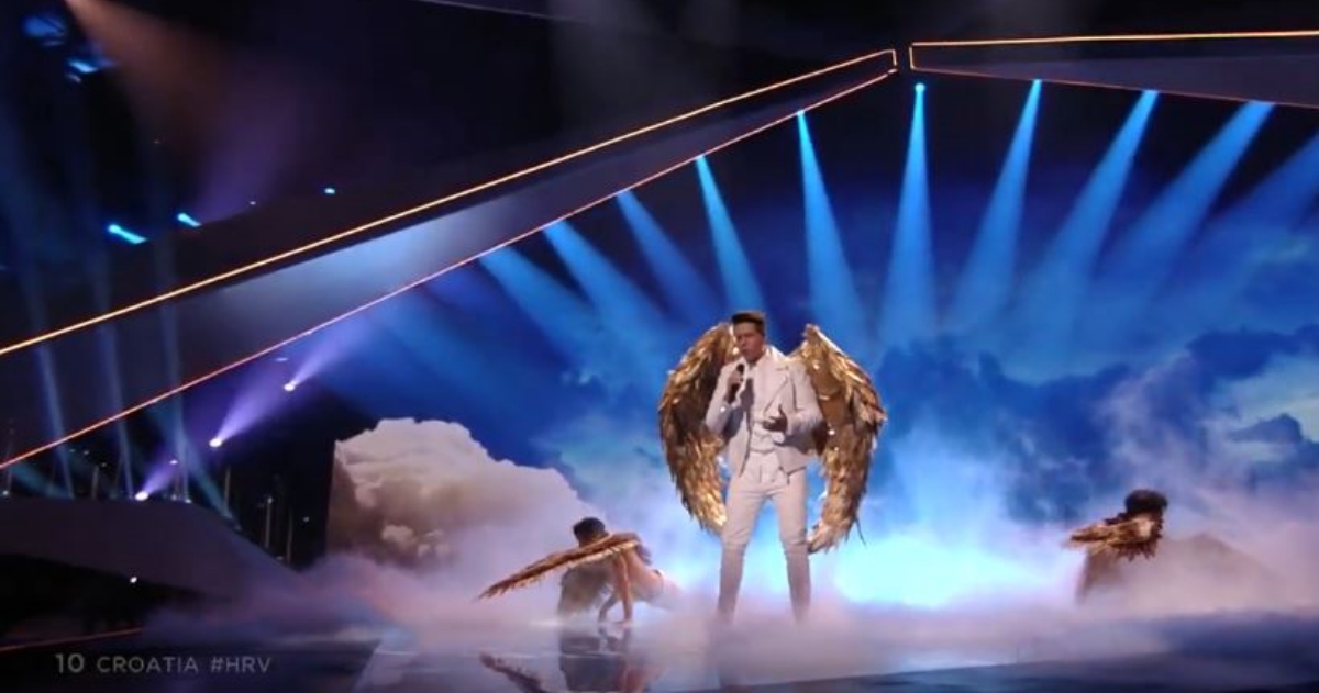 Twitter se sprda s Rokom: "Ovo je nova epizoda Lucifera ili Victoria's Secret?"