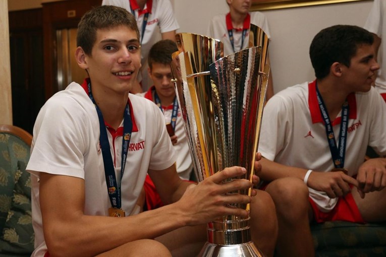Dječak koji je Hrvatskoj donio europsko zlato konačno u prvoj momčadi Cibone