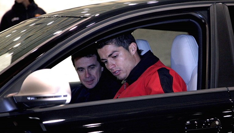 Ronaldo se pohvalio novim automobilom. Pogledajte zvjerku od 400.000 eura