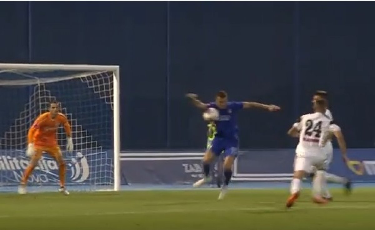 Dinamo probio Slaven spornim golom: Je li ga trebalo poništiti?