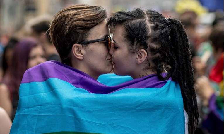 Anketa: Većina katolika želi da Crkva ublaži stav o homoseksualnosti