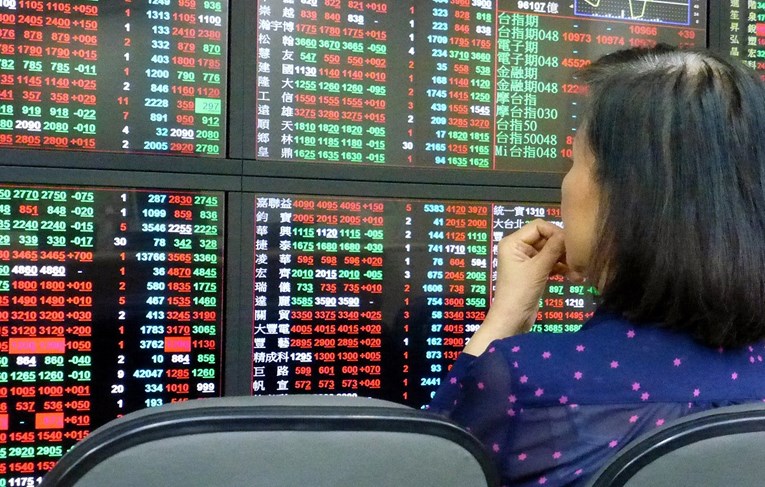 Svjetska tržišta: Azijske burze porasle, dolar ojačao