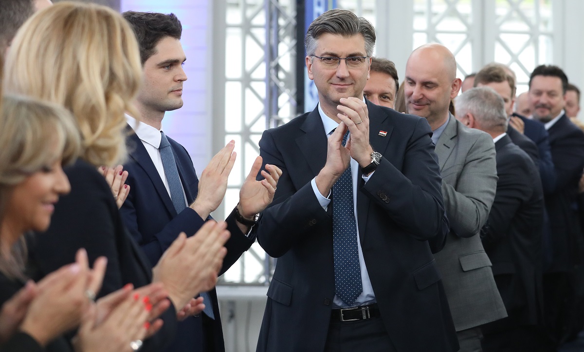 Plenković: HDZ-ova lista je kombinacija iskustva, znanja i najboljih godina