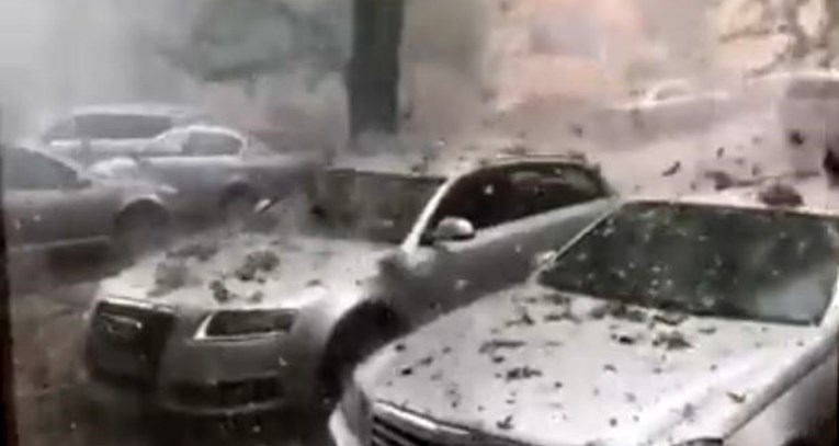 VIDEO Tuča i oluja u Rumunjskoj danas su izgledale kao scene iz SF filma