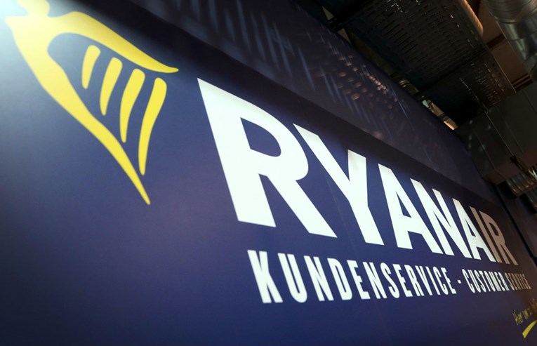 Ryanair pod istragom zbog naplaćivanja ručne prtljage