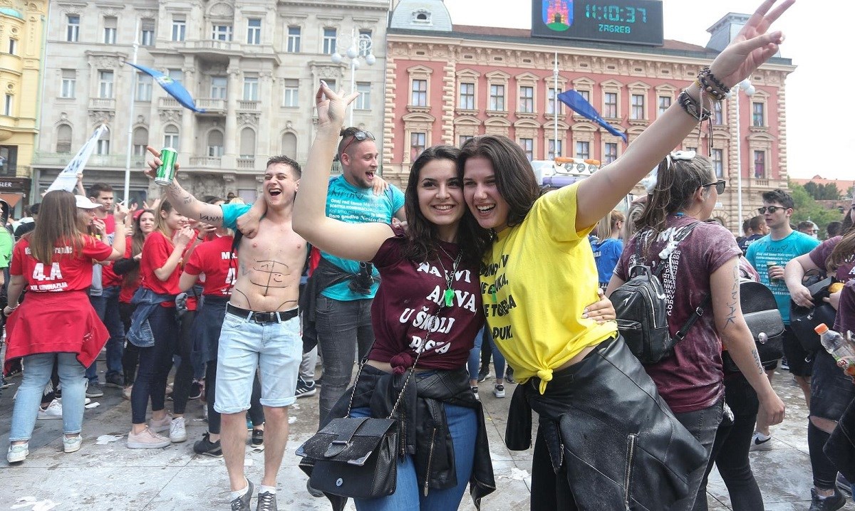 U Zagrebu privedeno 14 maturanata