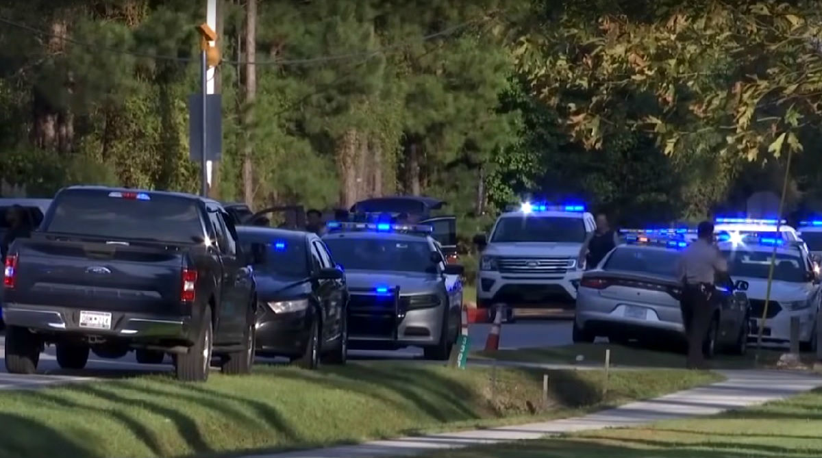 Muškarac u SAD-u zarobio djecu kao taoce pa pucao na policajce i jednog ubio