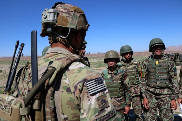 Pentagon razmišlja o slanju dodatnih vojnika na Bliski istok