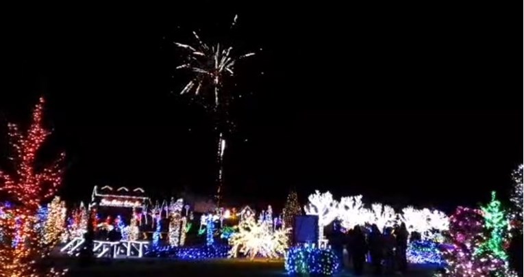 VIDEO Pogledajte kako ove godine izgleda božićna bajka obitelji Salaj