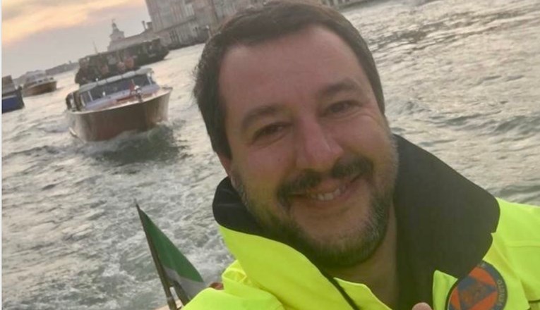 Salvini objavio nasmiješeni selfie iz poplavljene Venecije i nakon 32 mrtvih