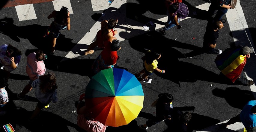 Stotine tisuća ljudi marširale na gay prideu u Sao Paulu