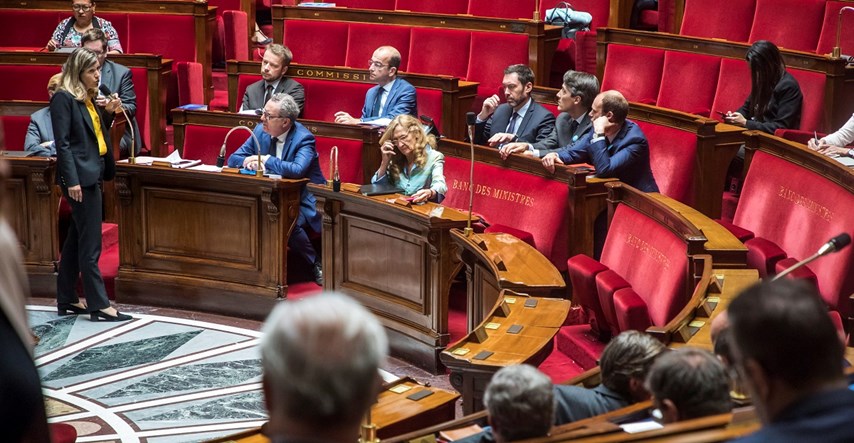 Francuski parlament će zbog Macronovog nasilnog čuvara saslušati ministra unutarnjih poslova