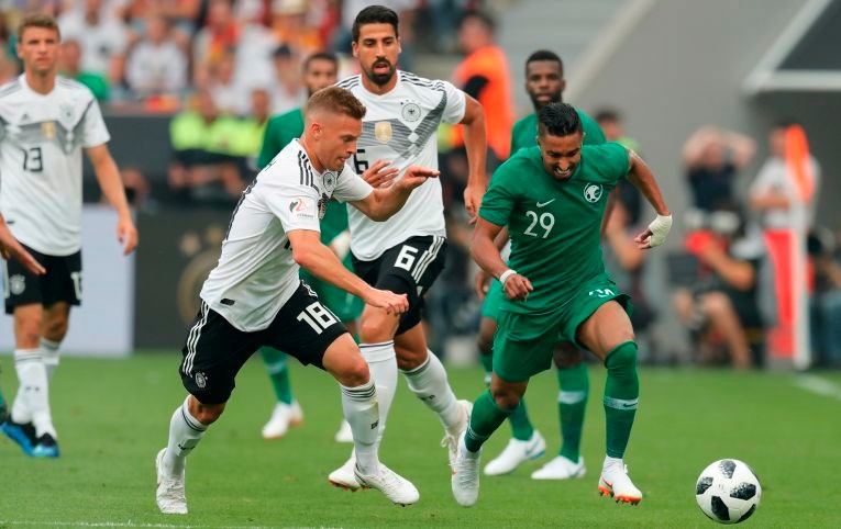 Saudijska Arabija zabila svjetskim prvacima, Njemačka uz pomoć sudaca do prve pobjede u šest utakmica