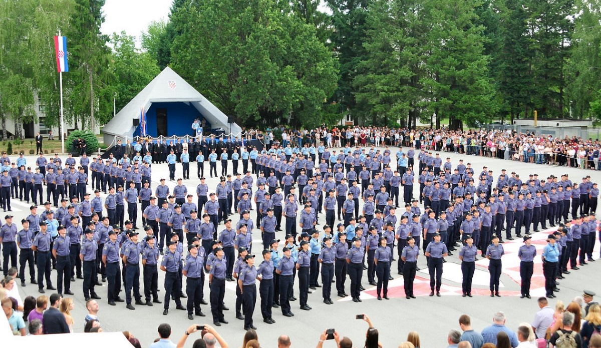 MUP zapošljava 750 policajaca