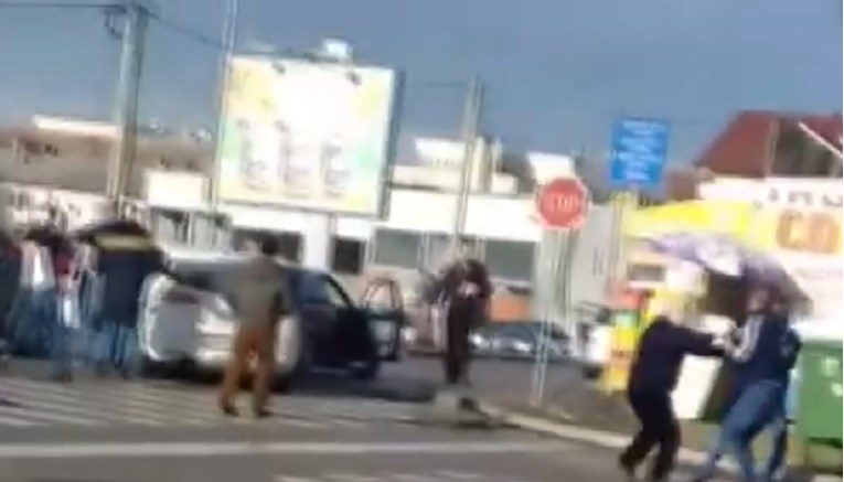 VIDEO Potukli se na granici BiH i Hrvatske, žena vrištala