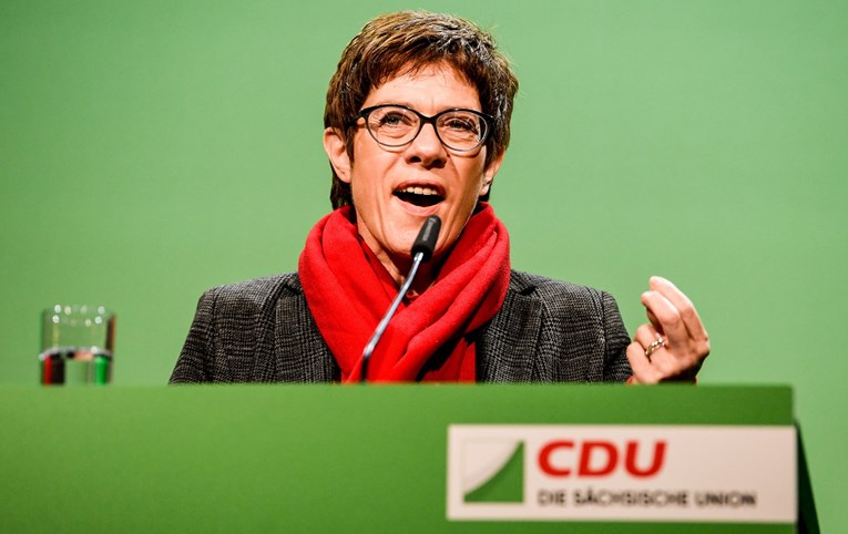 Kandidatkinja za nasljednicu Angele Merkel: Stranka mora ostati ujedinjena