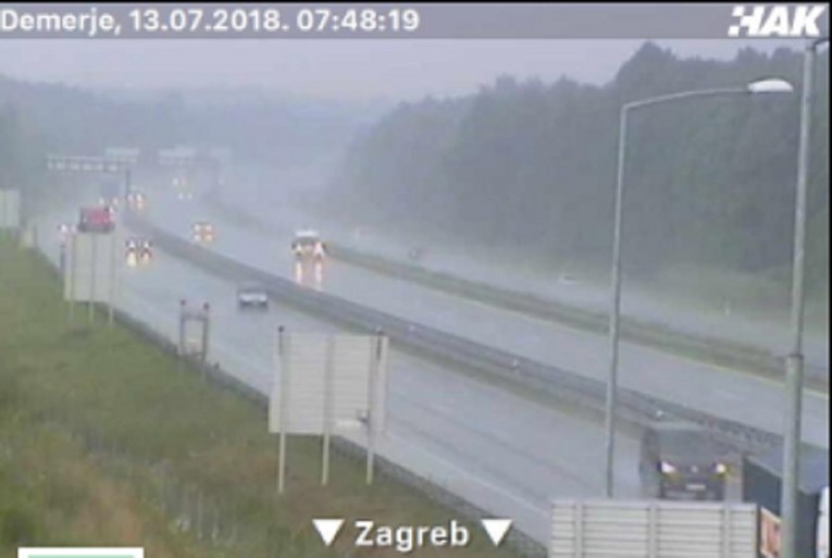 Vozači, oprezno: Ceste su vlažne i skliske