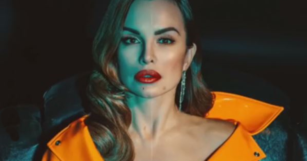 Severina uskoro slavi 47. rođendan, ali njezin dekolte je brutalan