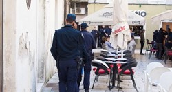 Policija u Šibeniku spriječila tučnjavu Boysa i Torcide, privedeno 27 navijača