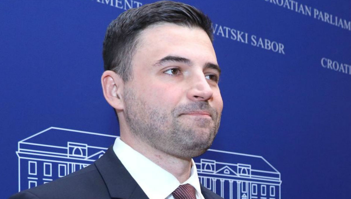 Bernardić: Najvažnija demografska mjera je dobar posao i krov nad glavom