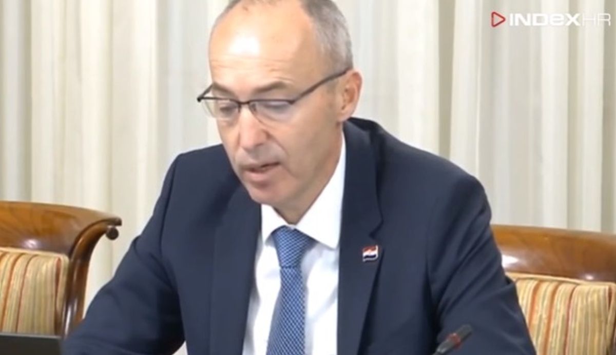 "Ne meže": Morate čuti kako je Krstičević govorio na sjednici vlade