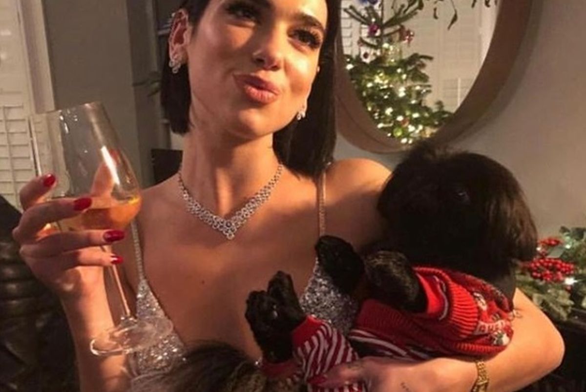 Dua Lipa objavila snimku na kojoj govori albanski: "Pogodite što sam rekla"