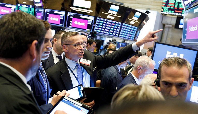 Wall Street pao nakon Powellovih poruka