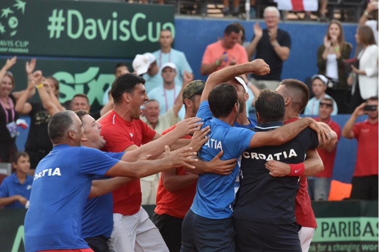 Hrvatska je u finalu Davis Cupa! Borna Ćorić junak nakon velike drame