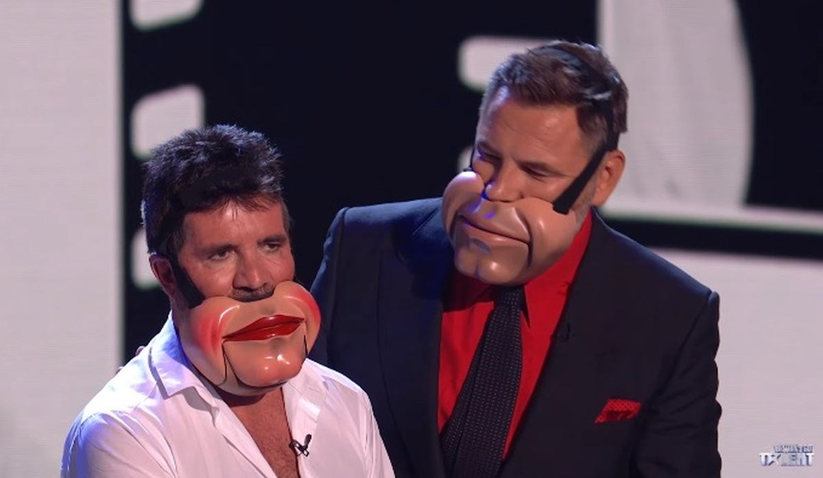 VIDEO Simon Cowell ljutito odjurio s pozornice talent showa usred točke