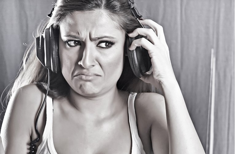Zašto nam je zvuk vlastitog glasa neugodan?