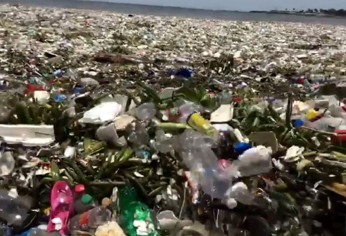 VIDEO Pogledajte valove smeća na plaži u Dominikanskoj Republici