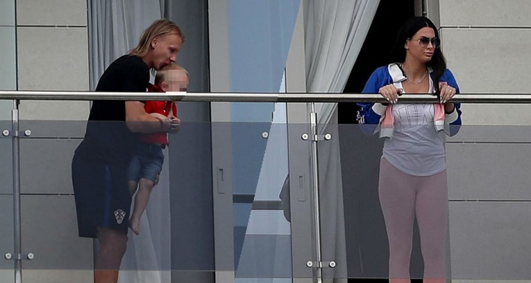 Vidina žena nakon pokušaja pljačke stigla u Rusiju, pogledajte njihovo druženje na balkonu