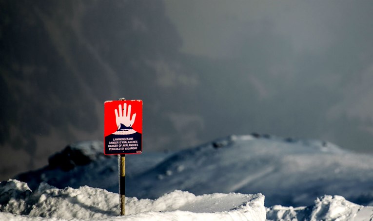 Ako imamo globalno zatopljenje, zašto je zima u Austriji ubila 15 ljudi?