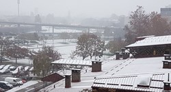 Snijeg u gradovima, zima zatvorila ceste